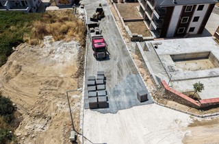 Gemlik’te Üç Koldan Yol Yapımı Sürüyor